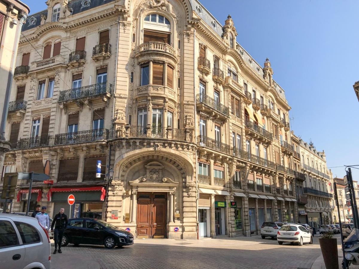 Place De La Mairie, Art Apparts 贝济耶 外观 照片